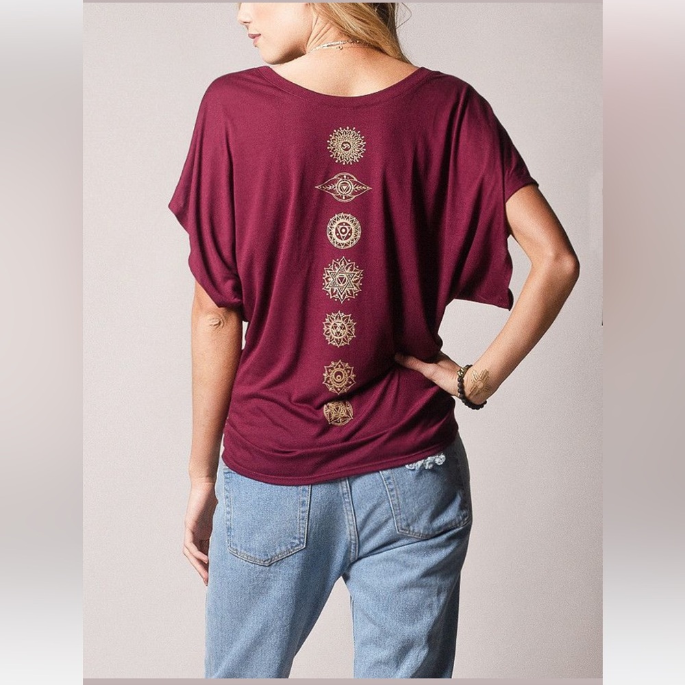 Women's Burgundy Short Sleeve Tee with Gold Back Motif